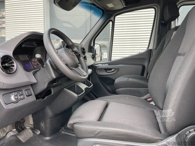 Фургон-шторник Mercedes-Benz Sprinter 319 CDI 4x4 DOKA PRITSCHE KLIMA+LED+MBUX