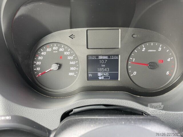 Фургон-шторник Mercedes-Benz Sprinter 319 CDI 4x4 DOKA PRITSCHE KLIMA+LED+MBUX