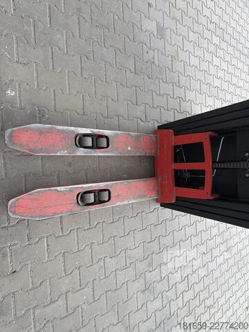 Elektrische palletstapelaar met dissel HYSTER S1.4