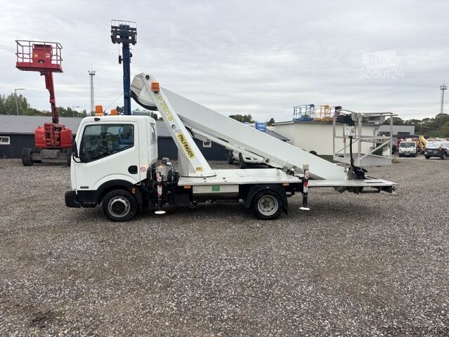 Dubă cu caroserie tip cutie Nissan Cabstar Palfinger P260B - 25,6 m - 230 k
