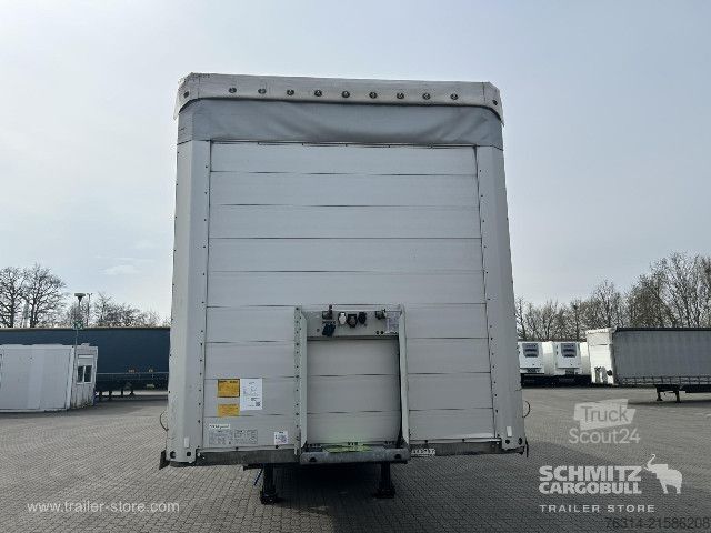 Otevřený návěs s plachtou Schmitz Cargobull Curtainsider Coil Getränke
