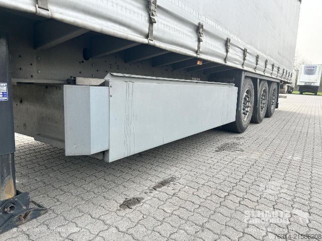 Otevřený návěs s plachtou Schmitz Cargobull Curtainsider Coil Getränke