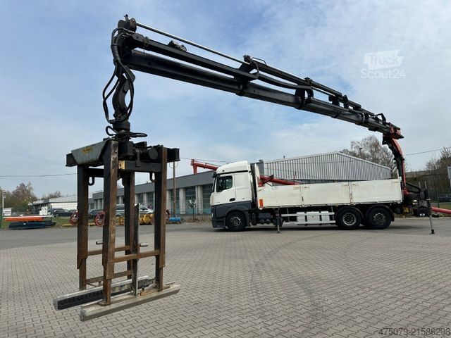 Automobilis ar plakanu platformu MERCEDES-BENZ Actros 2543 / Kran Palfinger PK 33002 + Jib
