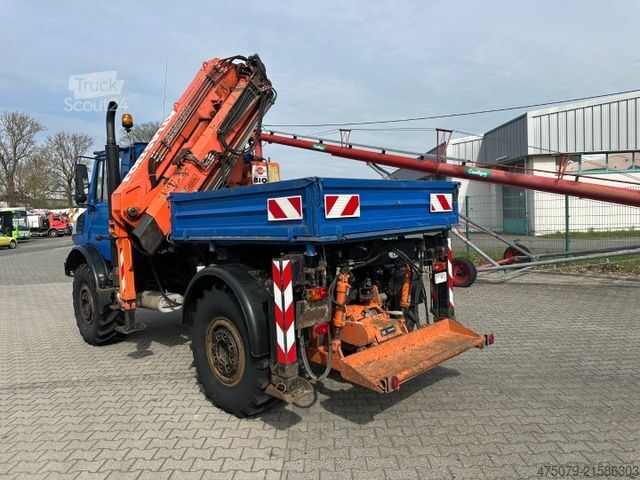 Automobilis ar plakanu platformu UNIMOG U 427 4x4 / Kran Atlas 130 / Winde