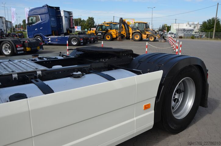 Standard tractor unit Volvo FH 500 / 2020r / ACC / KLIMA P. / LED / KAMERA / XENON / NAVI / WAGA /5006