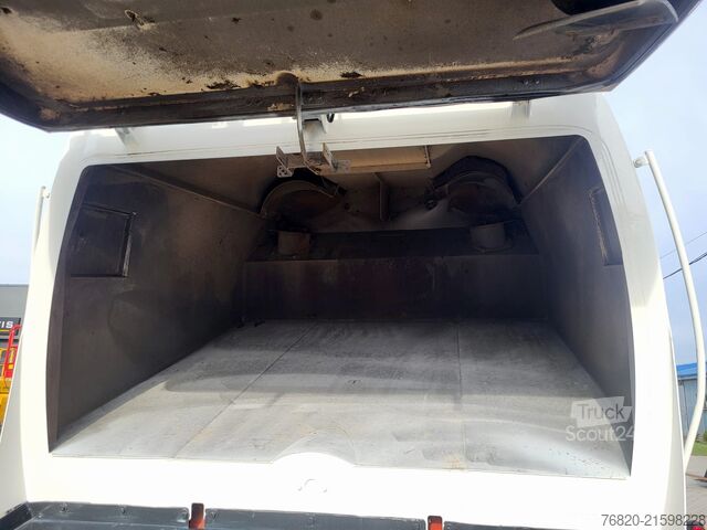 камион за метене  