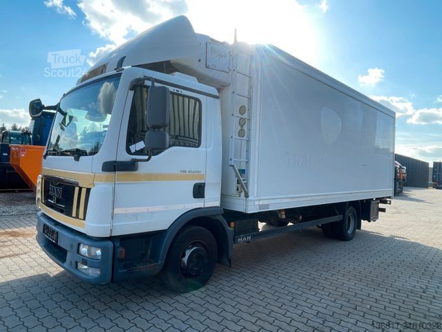 Refrigerated truck MAN TGL 12.200 4x2BL Kühlkoffer Carrier 3Kammer LBW