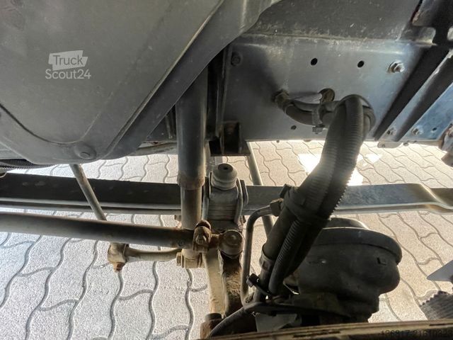 Refrigerated truck MAN TGL 12.200 4x2BL Kühlkoffer Carrier 3Kammer LBW