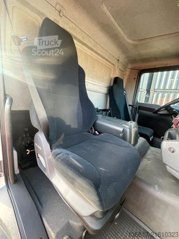 Refrigerated truck MAN TGL 12.200 4x2BL Kühlkoffer Carrier 3Kammer LBW