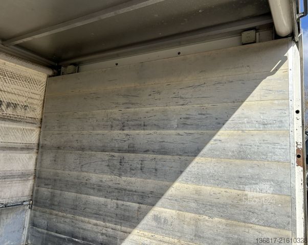 Beverage van MAN LE 8.180 BL Getränke Rollo li+re