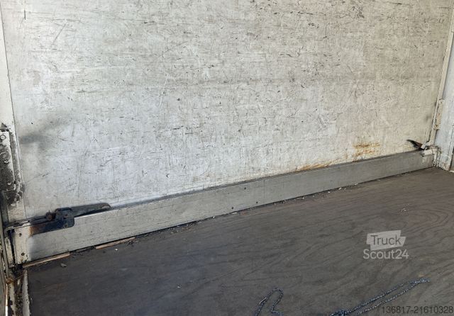 Beverage van MAN LE 8.180 BL Getränke Rollo li+re