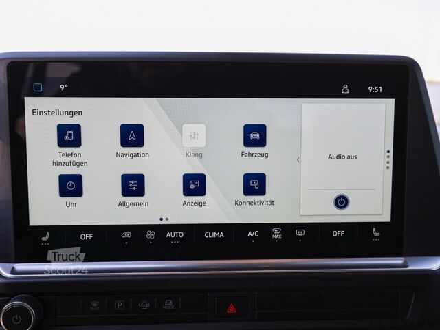 Minibus VW T7 Caravelle 2.0 TDI LR 8 Sitze Autom. NAVI