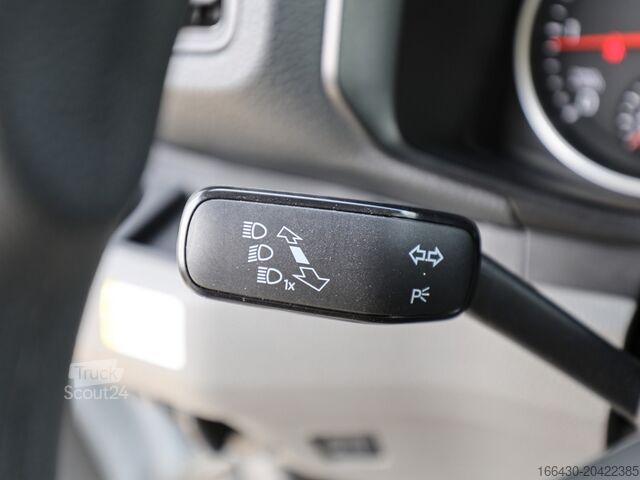 Camper VW Crafter Grand California 600 FWD AHK Kamera S