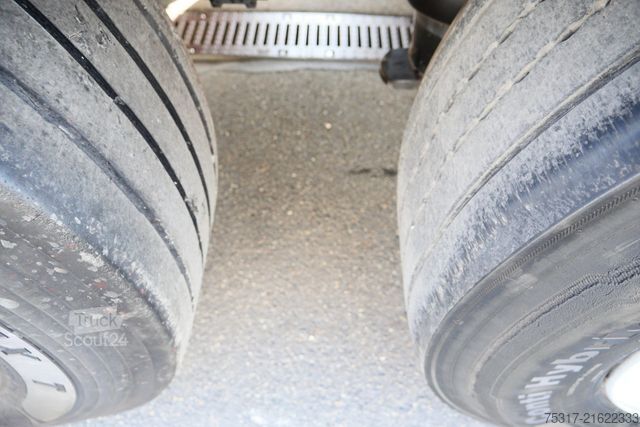 Reefer semitrailer SCHMITZ CARGOBULL SKO 24/TK SLXi300/DOPPELSTOCK /BLUMEN / BPW