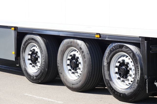 Reefer semitrailer SCHMITZ CARGOBULL SKO 24/TK SLXi300/DOPPELSTOCK /BLUMEN / BPW