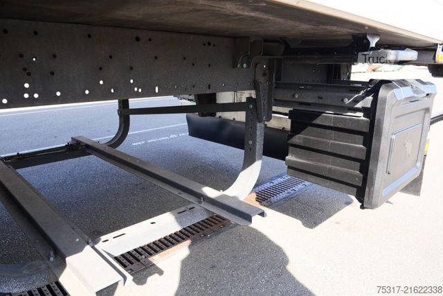 Reefer semitrailer SCHMITZ CARGOBULL SKO 24/TK SLXi300/DOPPELSTOCK /BLUMEN / BPW