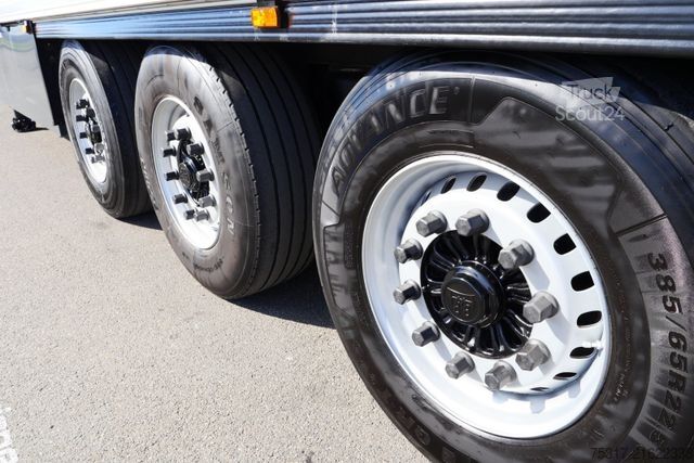 Reefer semitrailer SCHMITZ CARGOBULL SKO 24/TK SLXi300/DOPPELSTOCK /BLUMEN / BPW