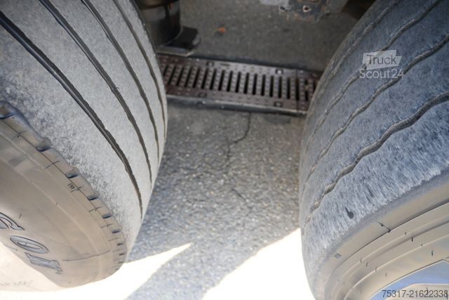 Reefer semitrailer SCHMITZ CARGOBULL SKO 24/TK SLXi300/DOPPELSTOCK /BLUMEN / BPW