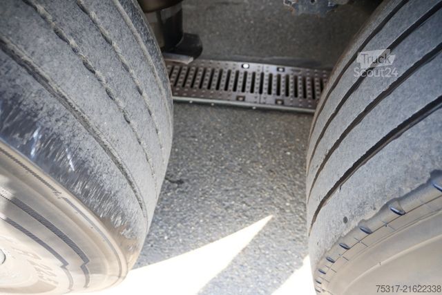 Reefer semitrailer SCHMITZ CARGOBULL SKO 24/TK SLXi300/DOPPELSTOCK /BLUMEN / BPW