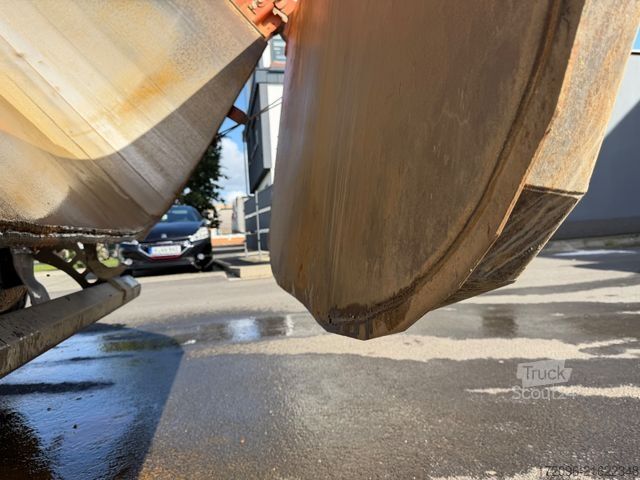 Tipper semitrailer SCHMITZ CARGOBULL SKi 24 SL 7.2 SGF*S3 Stahl - Liftachse - Plane