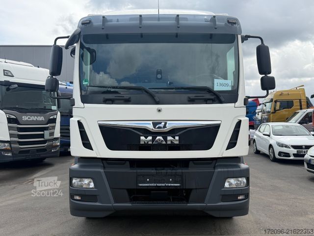 Box truck MAN TGM 18.290 LL Koffer - Palfinger - Autom. - Tüv!