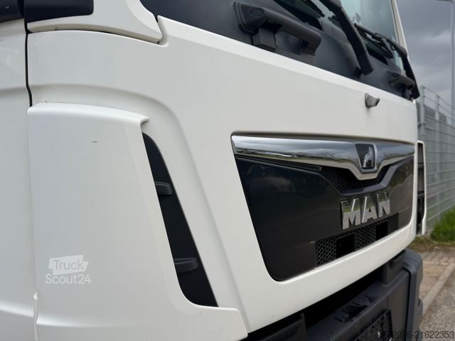 Box truck MAN TGM 18.290 LL Koffer - Palfinger - Autom. - Tüv!