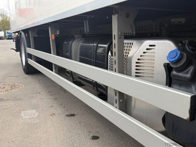 Box truck MAN TGM 18.290 LL Koffer - Palfinger - Autom. - Tüv!