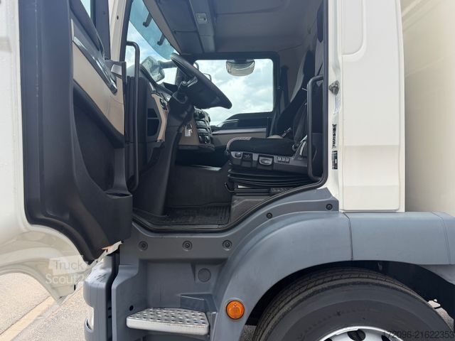 Box truck MAN TGM 18.290 LL Koffer - Palfinger - Autom. - Tüv!