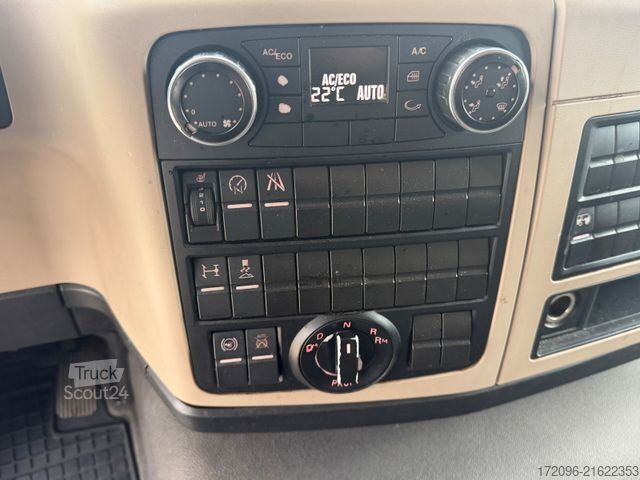 Box truck MAN TGM 18.290 LL Koffer - Palfinger - Autom. - Tüv!