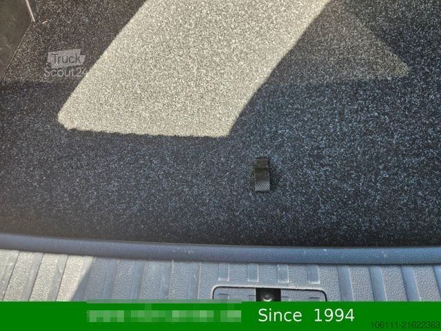 Microbuz SKODA Octavia Combi Style 2,0TDi wenkbar