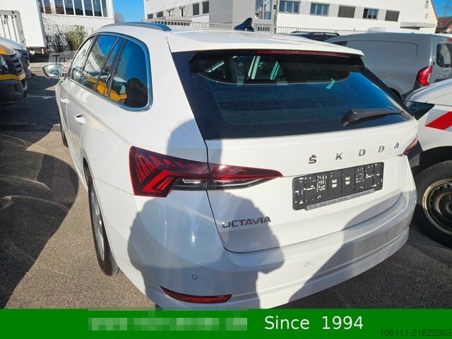 Microbuz SKODA Octavia Combi Style 2,0TDi wenkbar