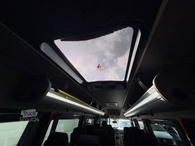 Minibus VW Crafter 21+3 Bus Automatik Klima Heizung