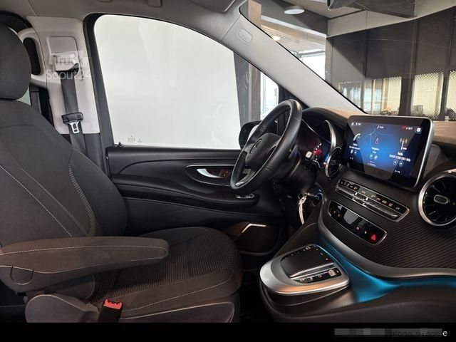 Minibus MERCEDES-BENZ V 300 d 4MATIC AMG PANO+BURMESTER+AHK+KAMERA LED