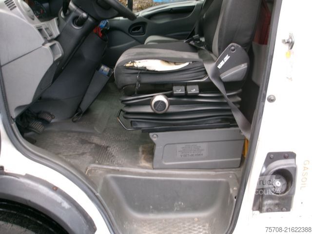 Koelwagen met geïsoleerde laadbak IVECO 70 C 17 Daily*Tiefkühl*2Verdampfer*LBW*Seitentür