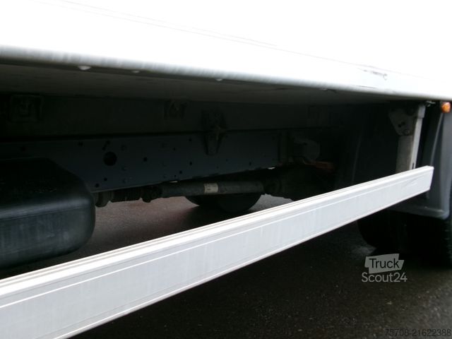 Koelwagen met geïsoleerde laadbak IVECO 70 C 17 Daily*Tiefkühl*2Verdampfer*LBW*Seitentür