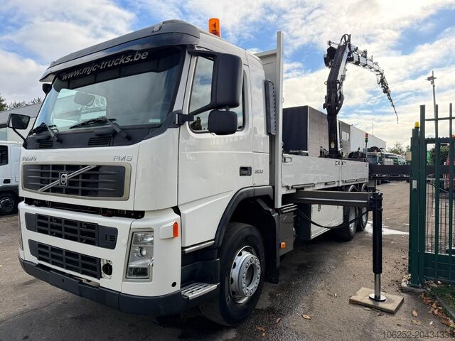 Open laadbak Volvo FM 300 6x4 + (25.8m!) PRITSCHE + KRAN HIAB 245 ...