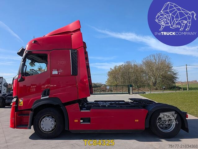 Standard-SZM Renault T 520