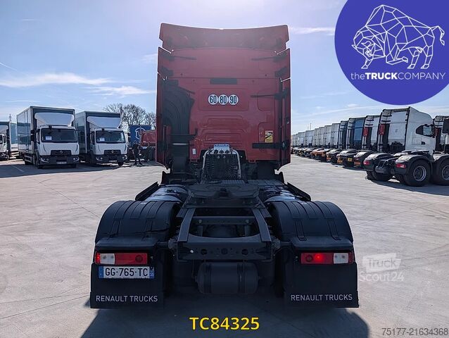 Standard-SZM Renault T 520