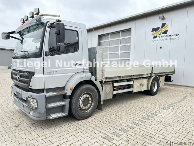Vrachtauto met open laadbak MERCEDES-BENZ AXOR 1833L