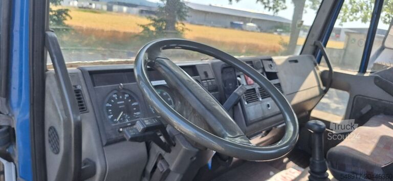 IVECO ML80E21 truck tractor IVECO ML80E21