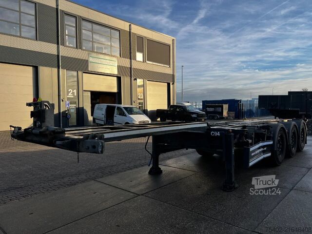 Transport de conteneurs Renders Euro 800 3DFCST / Container Chassis / 45FT / 1x...