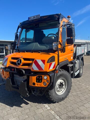 Unimog Mercedes-Benz Unimog U319
