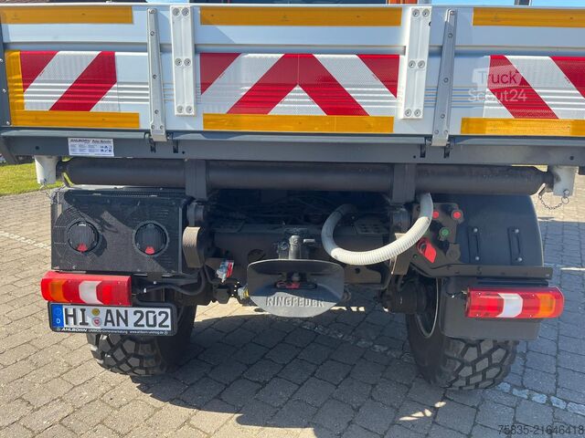 Unimog Mercedes-Benz Unimog U319