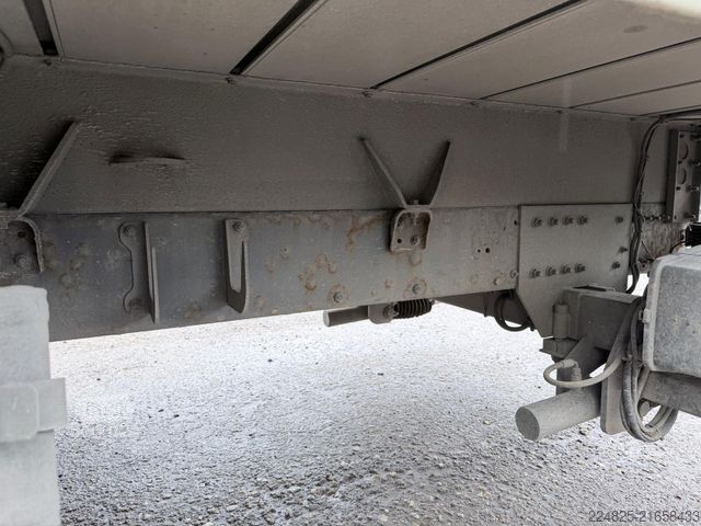 Platós teherautó ponyvával VOLVO FL 260 PRITSCHE PLANE+LBW*2012*EURO5*05/26*