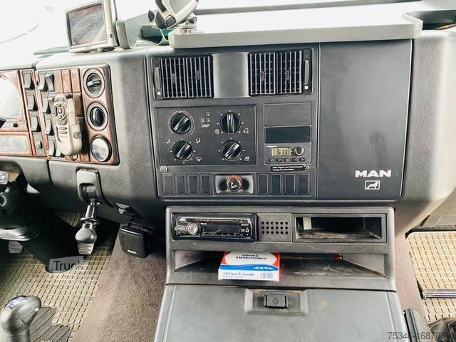 Tovornjak prekucnik MAN 33.464 Kipper 6x4 / Kran Hiab 400 E7/ Funk/Winde