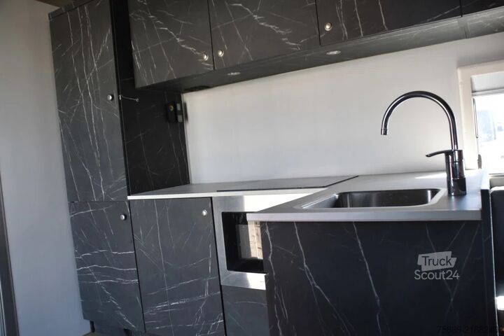 Maleta Volvo FH 460 Globe XL 6x2 + HANGER - RACE TEAM - LIVI...