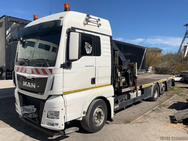 LKW mit Pritsche (offen) MAN TG-X 26.440 6x2 Pritsche Kran Hiab 422+ Funk