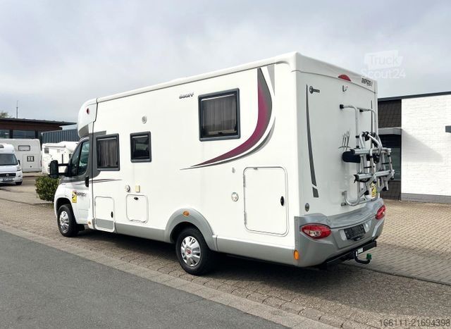 Halvintegreret autocamper RAPIDO 680 FF - Hub/Queensbett -  - Solar