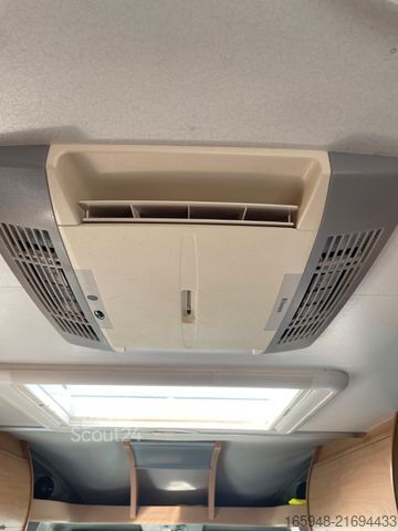 Yarı entegre karavan BÜRSTNER Delfin T 680 *Backofen**Solar**Markise