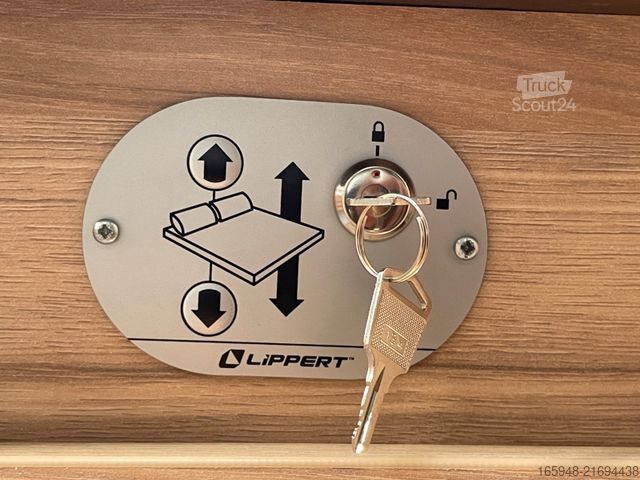 Half-integraal camper Glücksmobil 741 EB *Hubbett**RFK**Navi**Markise*